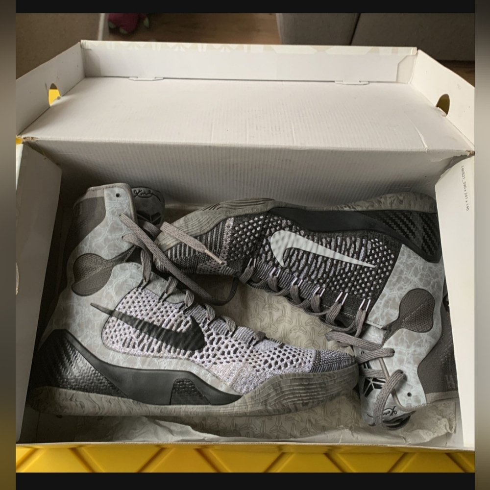 Nike Kobe 9 Elite Details mismatch pairs